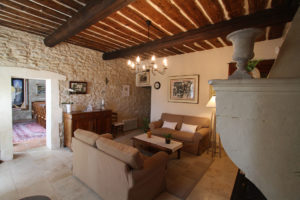 Farm house for rent Baux-de-Provence